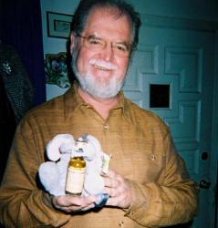 2003: Carol Phillips visited Larry during the Thanksgiving period. Her gift to him from the webmasters was a toy Fi, which she had handmade holding its own bottle of Glen Niven Whiskey. When Larry saw it he remarked, "obviously why the Fi lost the war!".